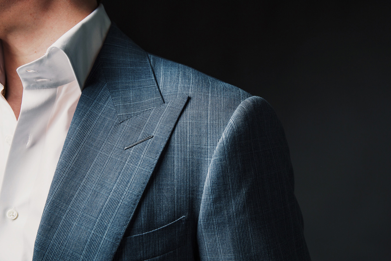 Shoulder to Shoulder | A Guide to Men's Suit Shoulder Styles